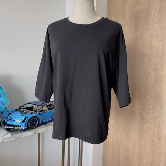 Unisex Sua Moment Logo T-shirt (One Size) - Picture 2 of 6